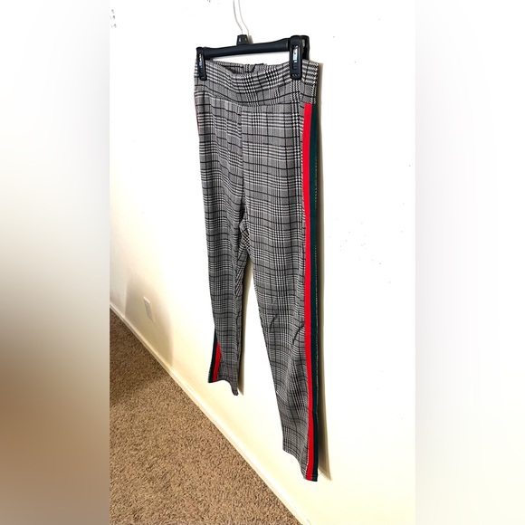 🆕Bottom Sharp black and white size L-XL Straight legged pants. NWT. - Picture 2 of 13